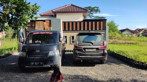 Setia jaya honey warehouse, Warehouse | We provide Indonesia infrastructure map on various property sectors and data. Access property listings, infrastructure developments, news, and valuable transaction data for informed decisions.