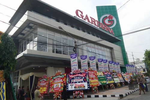 Gardena Department Store Magelang, Leased Retail, Gardena Graha | We provide Indonesia infrastructure map on various property sectors and data. Access property listings, infrastructure developments, news, and valuable transaction data for informed decisions.