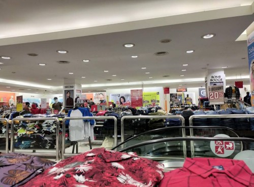 Matahari Department Store, Strata Retail, Matahari Department Store Tbk | We provide Indonesia infrastructure map on various property sectors and data. Access property listings, infrastructure developments, news, and valuable transaction data for informed decisions.