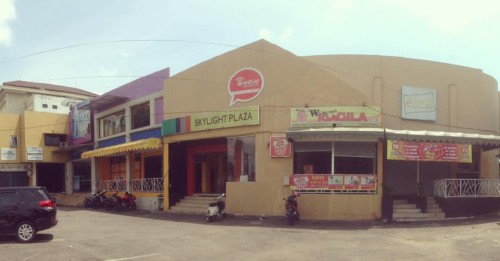 Skylight Plaza Magelang, Strata Retail | We provide Indonesia infrastructure map on various property sectors and data. Access property listings, infrastructure developments, news, and valuable transaction data for informed decisions.