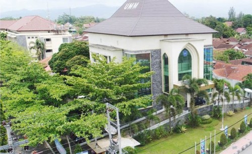 Muhammadiyah University of Magelang Campus 1, University | We provide Indonesia infrastructure map on various property sectors and data. Access property listings, infrastructure developments, news, and valuable transaction data for informed decisions.
