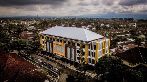 Tidar University, University | We provide Indonesia infrastructure map on various property sectors and data. Access property listings, infrastructure developments, news, and valuable transaction data for informed decisions.