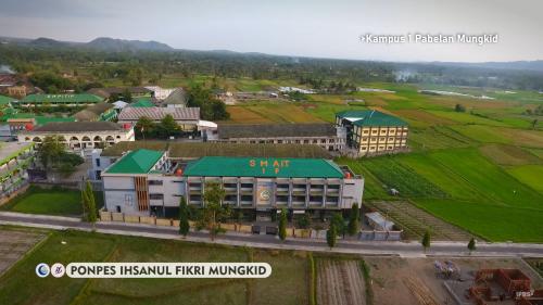 Ihsanul Fikri Mungkid Integrated Islamic Senior High School, Private School | We provide Indonesia infrastructure map on various property sectors and data. Access property listings, infrastructure developments, news, and valuable transaction data for informed decisions.