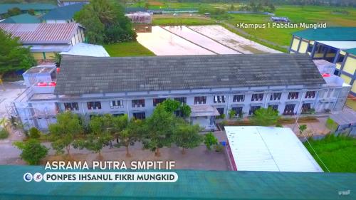 Ihsanul Fikri Mungkid Integrated Islamic Junior High School, Private School | We provide Indonesia infrastructure map on various property sectors and data. Access property listings, infrastructure developments, news, and valuable transaction data for informed decisions.