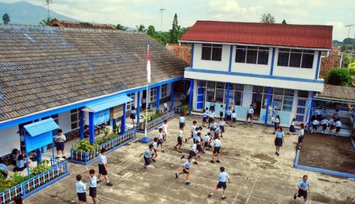 Indonesian Christian Primary School, Private School | We provide Indonesia infrastructure map on various property sectors and data. Access property listings, infrastructure developments, news, and valuable transaction data for informed decisions.