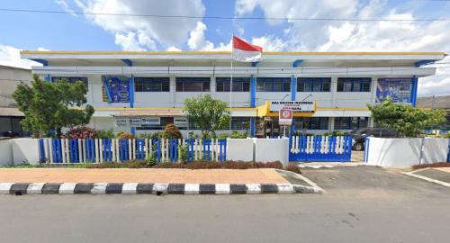Indonesian Christian Senior High School, Private School | We provide Indonesia infrastructure map on various property sectors and data. Access property listings, infrastructure developments, news, and valuable transaction data for informed decisions.