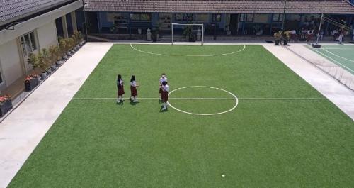 Tarakanita Magelang Junior High School, Private School | We provide Indonesia infrastructure map on various property sectors and data. Access property listings, infrastructure developments, news, and valuable transaction data for informed decisions.