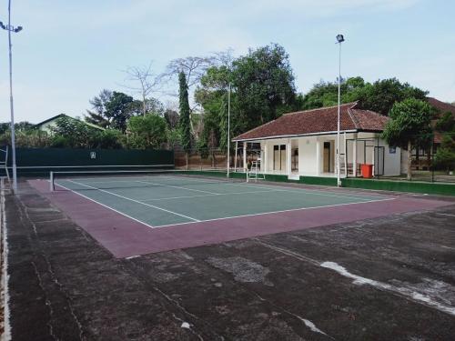 Taruna Nusantara Senior High School Magelang, Private School | We provide Indonesia infrastructure map on various property sectors and data. Access property listings, infrastructure developments, news, and valuable transaction data for informed decisions.