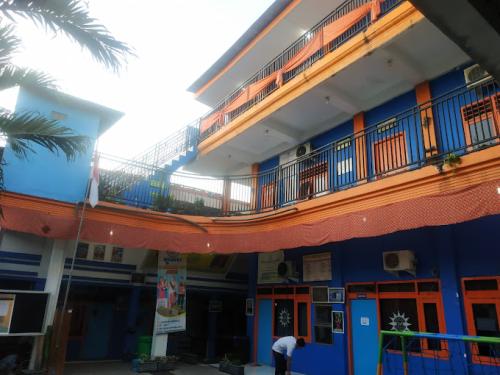 Brawjiaya Muhammadiyah Plus Primary School, Private School | We provide Indonesia infrastructure map on various property sectors and data. Access property listings, infrastructure developments, news, and valuable transaction data for informed decisions.