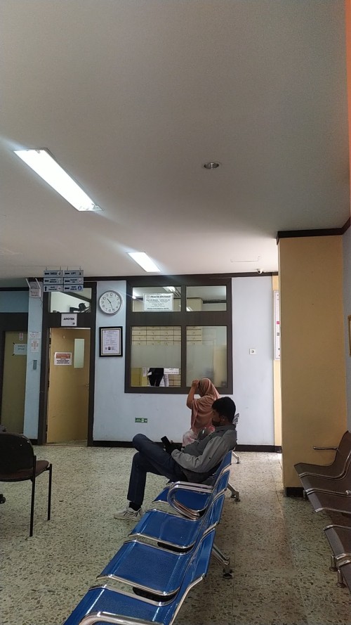 Fajar Medika Nusantara Hospital, Hospital | We provide Indonesia infrastructure map on various property sectors and data. Access property listings, infrastructure developments, news, and valuable transaction data for informed decisions.