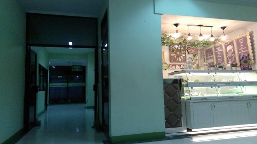 Ibnu Sina Hospital, Hospital | We provide Indonesia infrastructure map on various property sectors and data. Access property listings, infrastructure developments, news, and valuable transaction data for informed decisions.