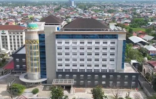 UIN Alauddin Makassar Hospital, Hospital | We provide Indonesia infrastructure map on various property sectors and data. Access property listings, infrastructure developments, news, and valuable transaction data for informed decisions.