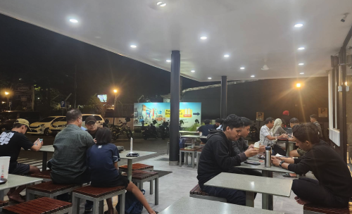 McDonald's Perintis, Stand Alone Retail | We provide Indonesia infrastructure map on various property sectors and data. Access property listings, infrastructure developments, news, and valuable transaction data for informed decisions.