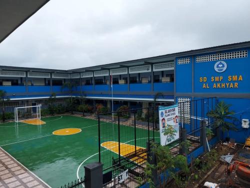 Al Akhyar Islamic Primary School, Private School | We provide Indonesia infrastructure map on various property sectors and data. Access property listings, infrastructure developments, news, and valuable transaction data for informed decisions.