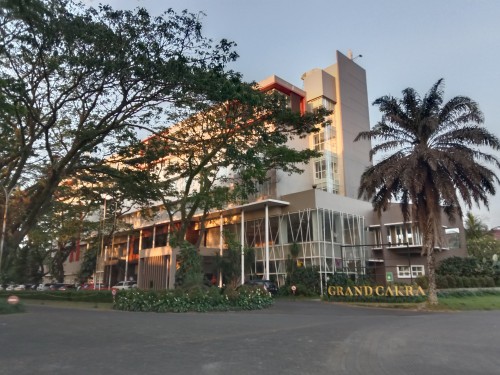 Completed hotel, Grand Cakra | We provide Indonesia infrastructure map on various property sectors and data. Access property listings, infrastructure developments, news, and valuable transaction data for informed decisions.