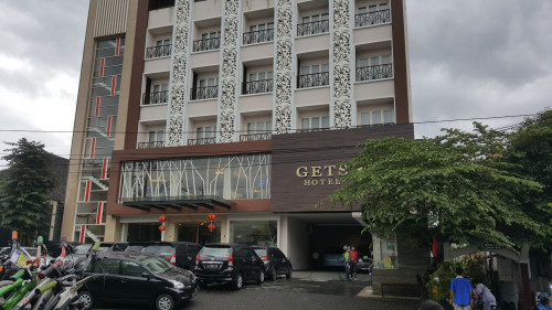 Completed hotel | We provide Indonesia infrastructure map on various property sectors and data. Access property listings, infrastructure developments, news, and valuable transaction data for informed decisions.