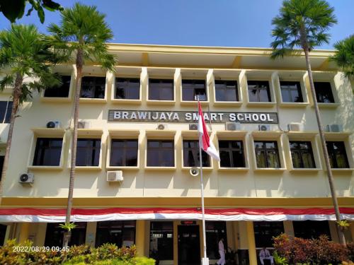 Brawijaya Smart School Senior High School, Private School | We provide Indonesia infrastructure map on various property sectors and data. Access property listings, infrastructure developments, news, and valuable transaction data for informed decisions.