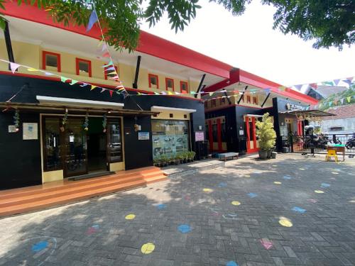 Brawijaya Smart School Kindergarten, Private School | We provide Indonesia infrastructure map on various property sectors and data. Access property listings, infrastructure developments, news, and valuable transaction data for informed decisions.