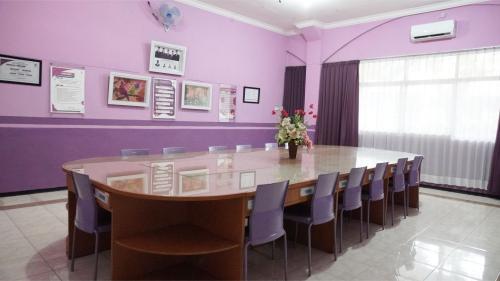 Islam Sabillah Malang Kindergarten, Private School | We provide Indonesia infrastructure map on various property sectors and data. Access property listings, infrastructure developments, news, and valuable transaction data for informed decisions.