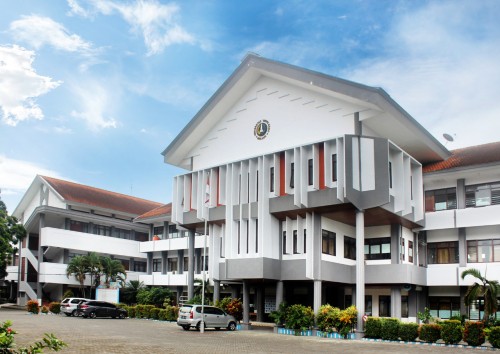 Widyagama Malang University, University | We provide Indonesia infrastructure map on various property sectors and data. Access property listings, infrastructure developments, news, and valuable transaction data for informed decisions.