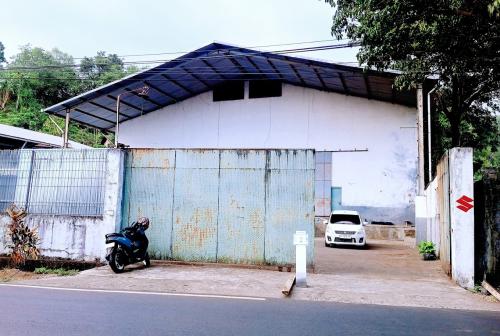 PT. Sinar Galesong Prima Warehouse, Warehouse, Sinar Galesong Prima | We provide Indonesia infrastructure map on various property sectors and data. Access property listings, infrastructure developments, news, and valuable transaction data for informed decisions.