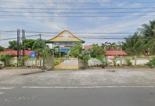 ST. Antonius Christian Primary School, Private School | We provide Indonesia infrastructure map on various property sectors and data. Access property listings, infrastructure developments, news, and valuable transaction data for informed decisions.