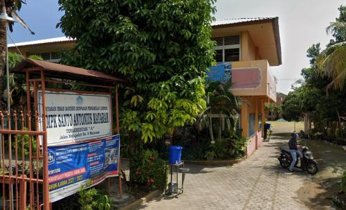 ST. Antonius Christian Junior School, Private School | We provide Indonesia infrastructure map on various property sectors and data. Access property listings, infrastructure developments, news, and valuable transaction data for informed decisions.