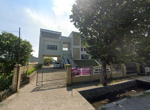 Tunas Cendekia Integrated Islamic Senior High School, Private School | We provide Indonesia infrastructure map on various property sectors and data. Access property listings, infrastructure developments, news, and valuable transaction data for informed decisions.