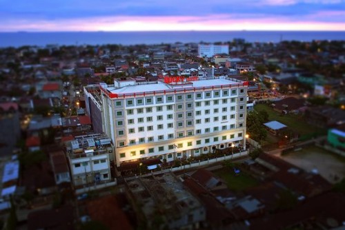 Suzuya Rocky Plaza, Leased Retail | We provide Indonesia infrastructure map on various property sectors and data. Access property listings, infrastructure developments, news, and valuable transaction data for informed decisions.
