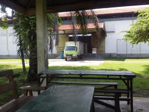 Pinang Mas Warehouse, Warehouse, CV Pinang Mas | We provide Indonesia infrastructure map on various property sectors and data. Access property listings, infrastructure developments, news, and valuable transaction data for informed decisions.