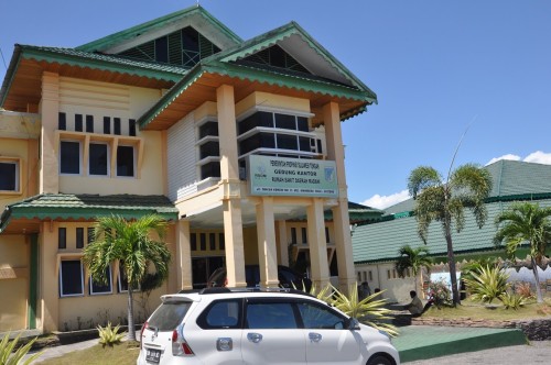 Madani Regional Public Hospital, Hospital | We provide Indonesia infrastructure map on various property sectors and data. Access property listings, infrastructure developments, news, and valuable transaction data for informed decisions.