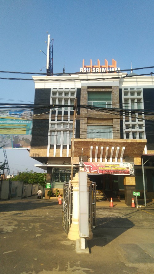 Sriwijaya Hospital, Hospital | We provide Indonesia infrastructure map on various property sectors and data. Access property listings, infrastructure developments, news, and valuable transaction data for informed decisions.