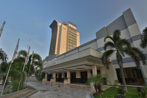 Completed hotel, Aryaduta Hotel International Management | We provide Indonesia infrastructure map on various property sectors and data. Access property listings, infrastructure developments, news, and valuable transaction data for informed decisions.