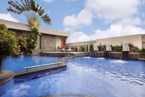 Completed hotel, Aryaduta Hotel International Management | We provide Indonesia infrastructure map on various property sectors and data. Access property listings, infrastructure developments, news, and valuable transaction data for informed decisions.