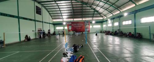 Al-Azhar 33 Junior High School, Private School | We provide Indonesia infrastructure map on various property sectors and data. Access property listings, infrastructure developments, news, and valuable transaction data for informed decisions.