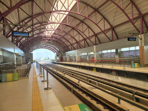 Bumi Sriwijaya Station, LRT Station | We provide Indonesia infrastructure map on various property sectors and data. Access property listings, infrastructure developments, news, and valuable transaction data for informed decisions.