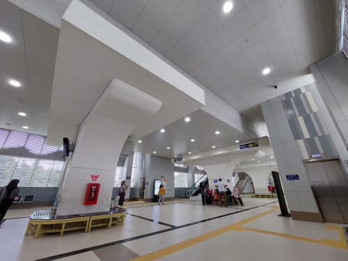 Bumi Sriwijaya Station, LRT Station | We provide Indonesia infrastructure map on various property sectors and data. Access property listings, infrastructure developments, news, and valuable transaction data for informed decisions.