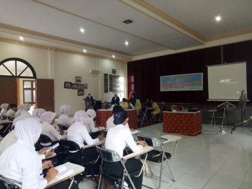 Palu Midwifery Academy, University | We provide Indonesia infrastructure map on various property sectors and data. Access property listings, infrastructure developments, news, and valuable transaction data for informed decisions.