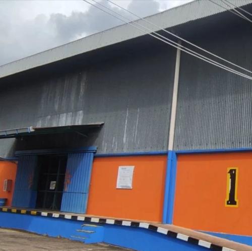 8 Ilir Warehouse berlokasi di Jl. R. Sukamto, Kecamatan Ilir Timur II, Kota Palembang, Provinsi Sumatera Selatan. Warehouse ini dikembangkan oleh Perusahaan Umu...