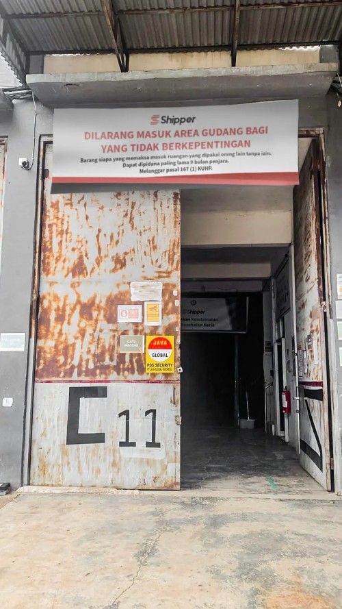 Shipper Palembang Sukarami berlokasi di Jl. Tj Api-Api, Kecamatan Sukarami, Kota Palembang, Provinsi Sumatera Selatan. Warehouse ini dikembangkan oleh Shipper I...