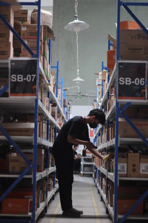 Shipper Palembang Star 2 berlokasi di Jl. Tanjung Api-Api, Kecamatan Talang Kelapa, Kabupaten Banyu Asin, Provinsi Sumatera Selatan. Warehouse ini dikembangkan...