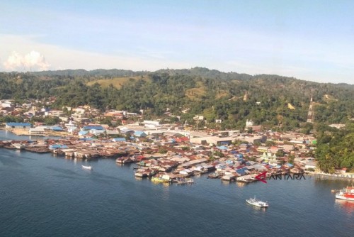 Port of Sorong, Seaport, Pelabuhan Indonesia IV | We provide Indonesia infrastructure map on various property sectors and data. Access property listings, infrastructure developments, news, and valuable transaction data for informed decisions.
