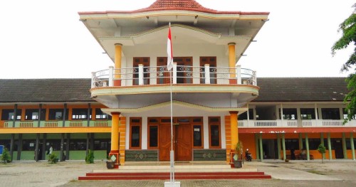 Panca Marga University, University | We provide Indonesia infrastructure map on various property sectors and data. Access property listings, infrastructure developments, news, and valuable transaction data for informed decisions.
