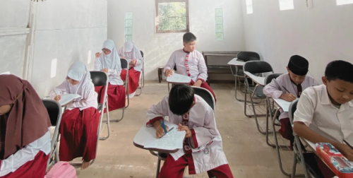 Al Fatih Elementary School Prabumulih, Private School | We provide Indonesia infrastructure map on various property sectors and data. Access property listings, infrastructure developments, news, and valuable transaction data for informed decisions.