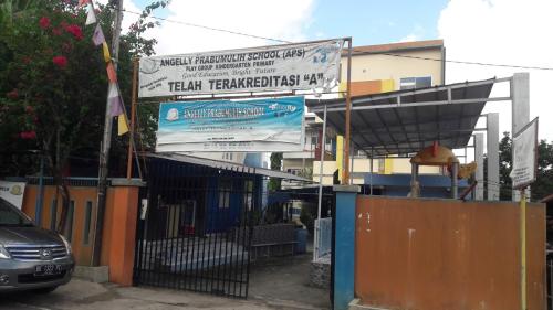 Angelly Kids Kindergarten, Private School | We provide Indonesia infrastructure map on various property sectors and data. Access property listings, infrastructure developments, news, and valuable transaction data for informed decisions.