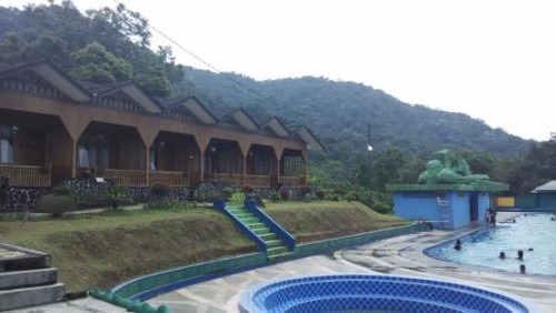Completed hotel, Niagara Fantasy Island | We provide Indonesia infrastructure map on various property sectors and data. Access property listings, infrastructure developments, news, and valuable transaction data for informed decisions.
