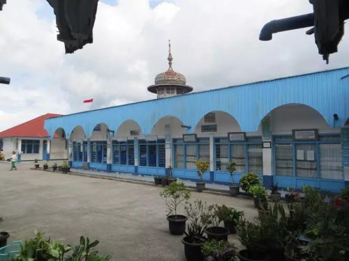 Islamic Jihad Primary School, Private School | We provide Indonesia infrastructure map on various property sectors and data. Access property listings, infrastructure developments, news, and valuable transaction data for informed decisions.