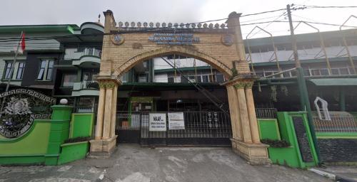 Uswatun Hasanah Junior High School Padang Panjang, Private School | We provide Indonesia infrastructure map on various property sectors and data. Access property listings, infrastructure developments, news, and valuable transaction data for informed decisions.
