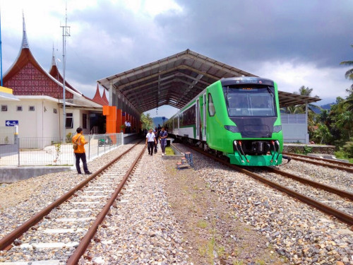 Duku Station, Airport Train Station | We provide Indonesia infrastructure map on various property sectors and data. Access property listings, infrastructure developments, news, and valuable transaction data for informed decisions.