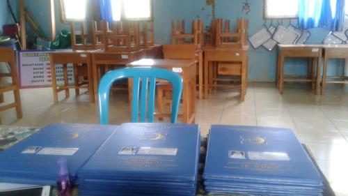 Integrated Ar- Raihan Pagar Alam Elementary School, Private School | We provide Indonesia infrastructure map on various property sectors and data. Access property listings, infrastructure developments, news, and valuable transaction data for informed decisions.